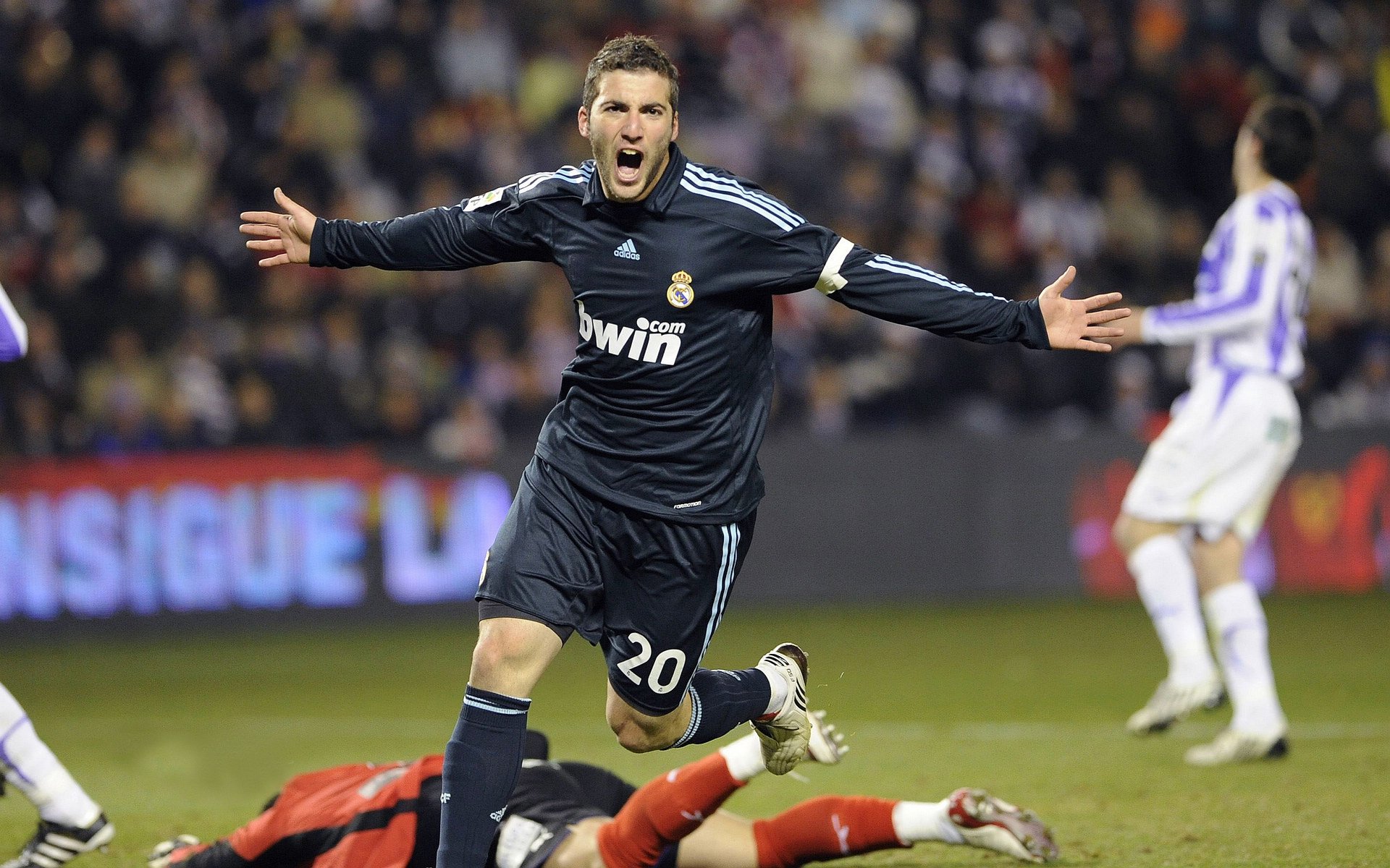 华体会app登入-本土教练战术系统缺乏国际化视角，本土教练怎么了