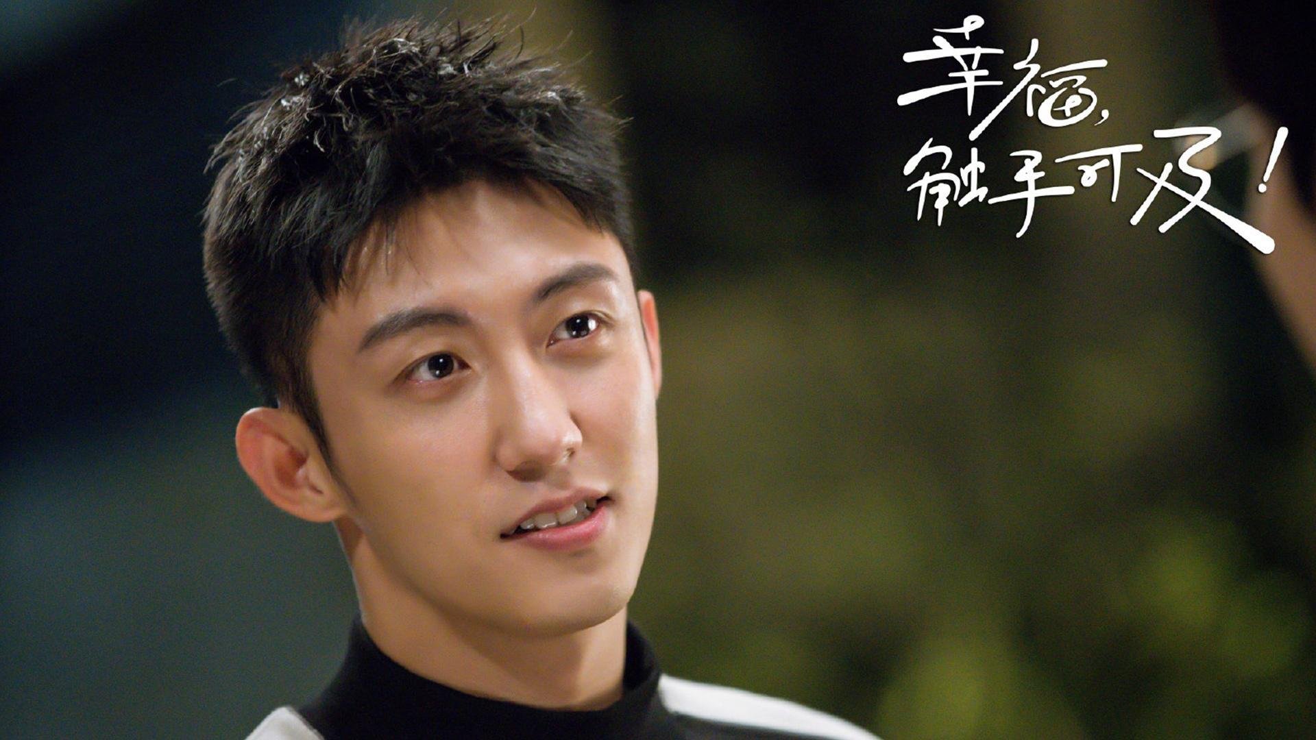 华体会网址-自由式滑雪技术指导课程开放大众申请，自由式滑雪项目包括